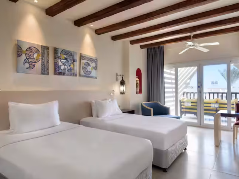 Twin Guest Room with Garden View